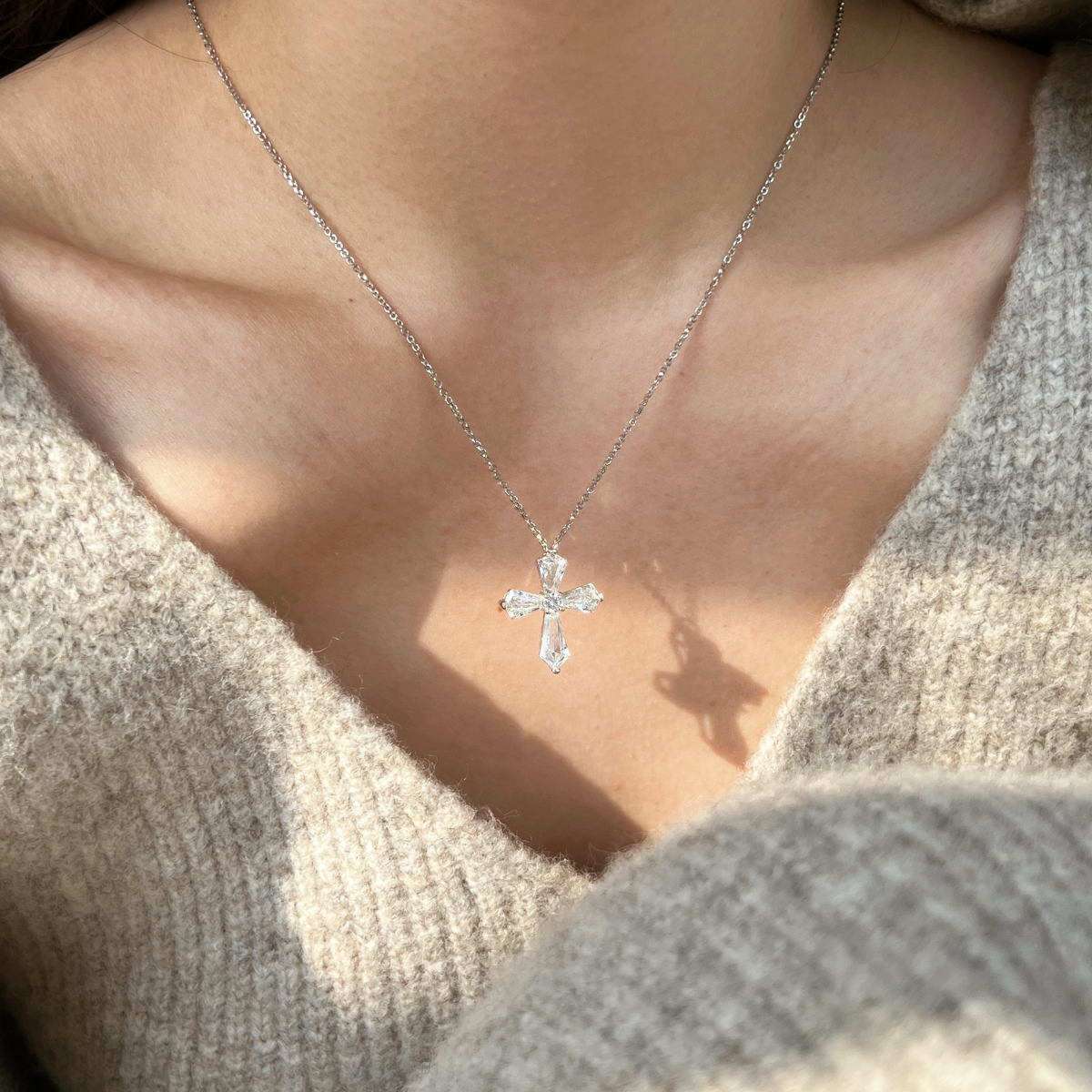 Collar Cruz Circonitas