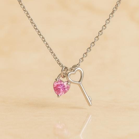 Collar Llave de Corazón con piedra Rosa