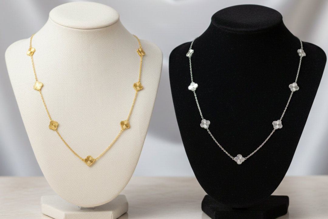 Collar Charms en Dorado y Plateado